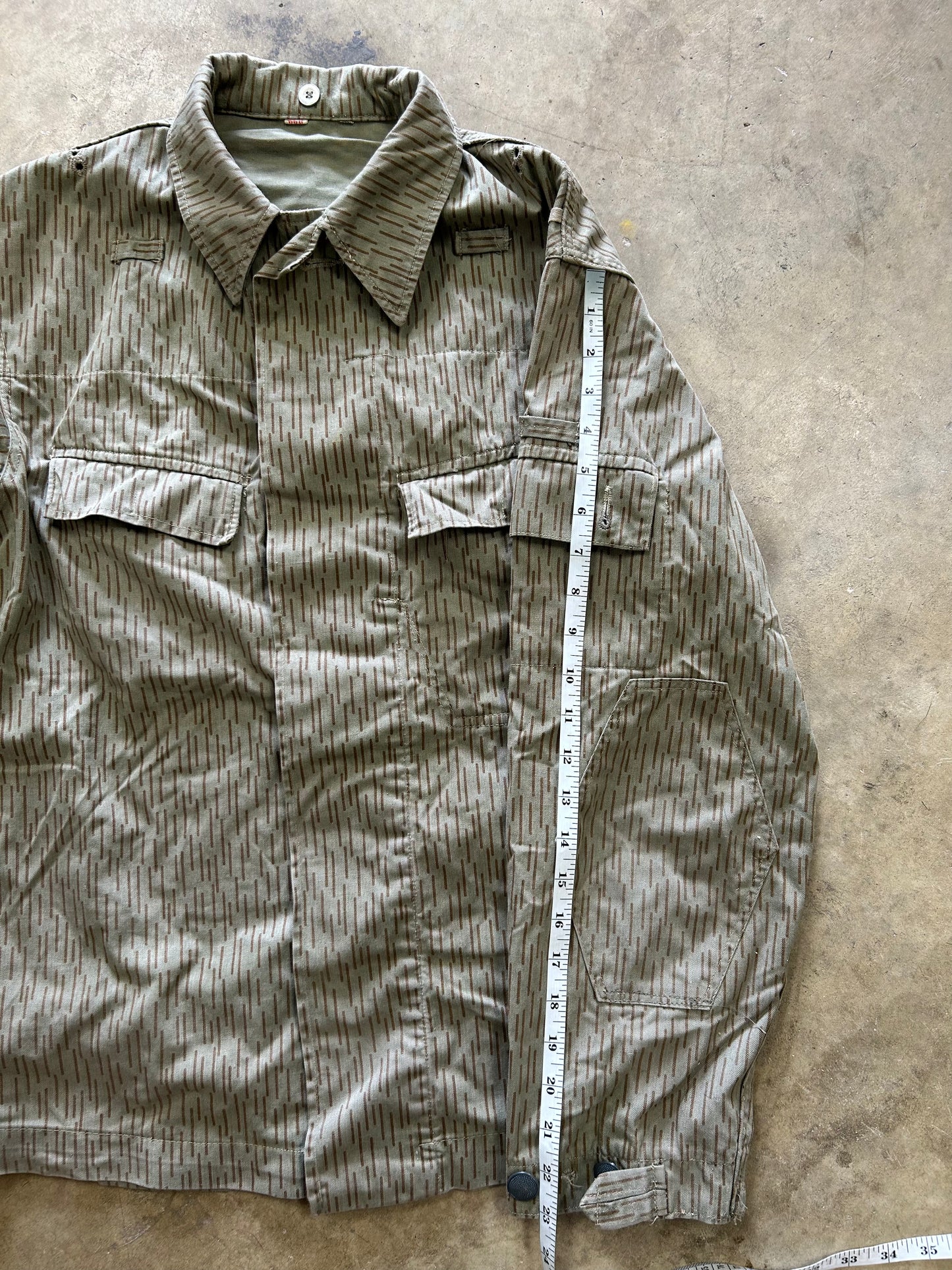East German Strichtarn Field Shirt - Medium