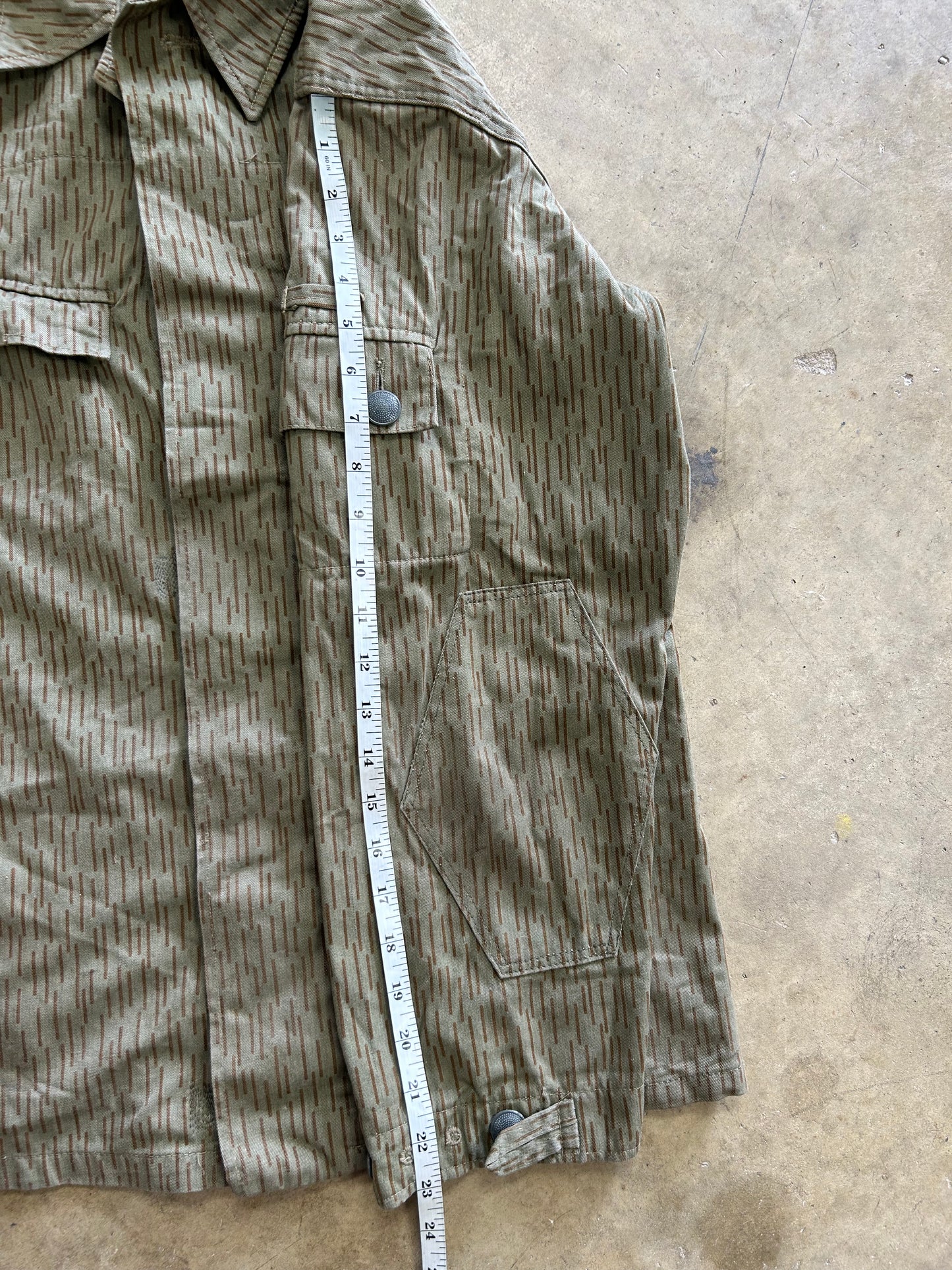 East German Strichtarn Field Shirt - Medium